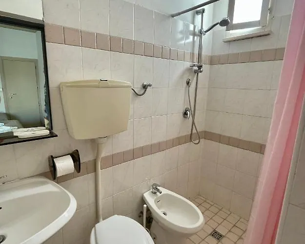 Adler Отель Римини