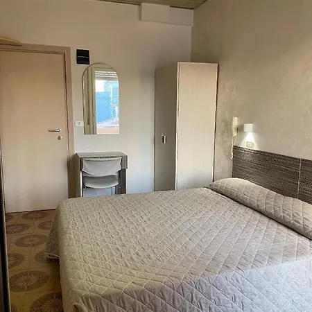 Adler מלון 3*