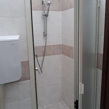 Отель Adler Римини