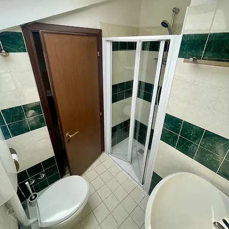 Adler Szálloda 3*