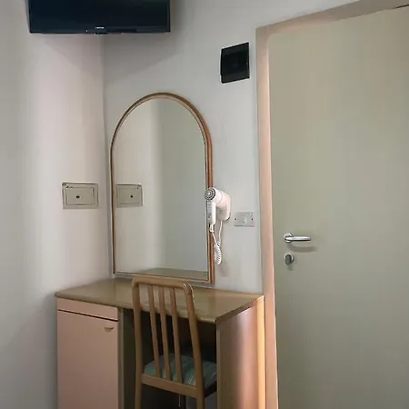 Otel Adler Rimini